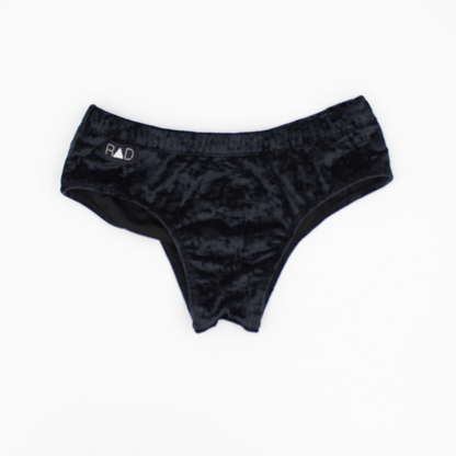 RAD Samt Shorts - Gr. S